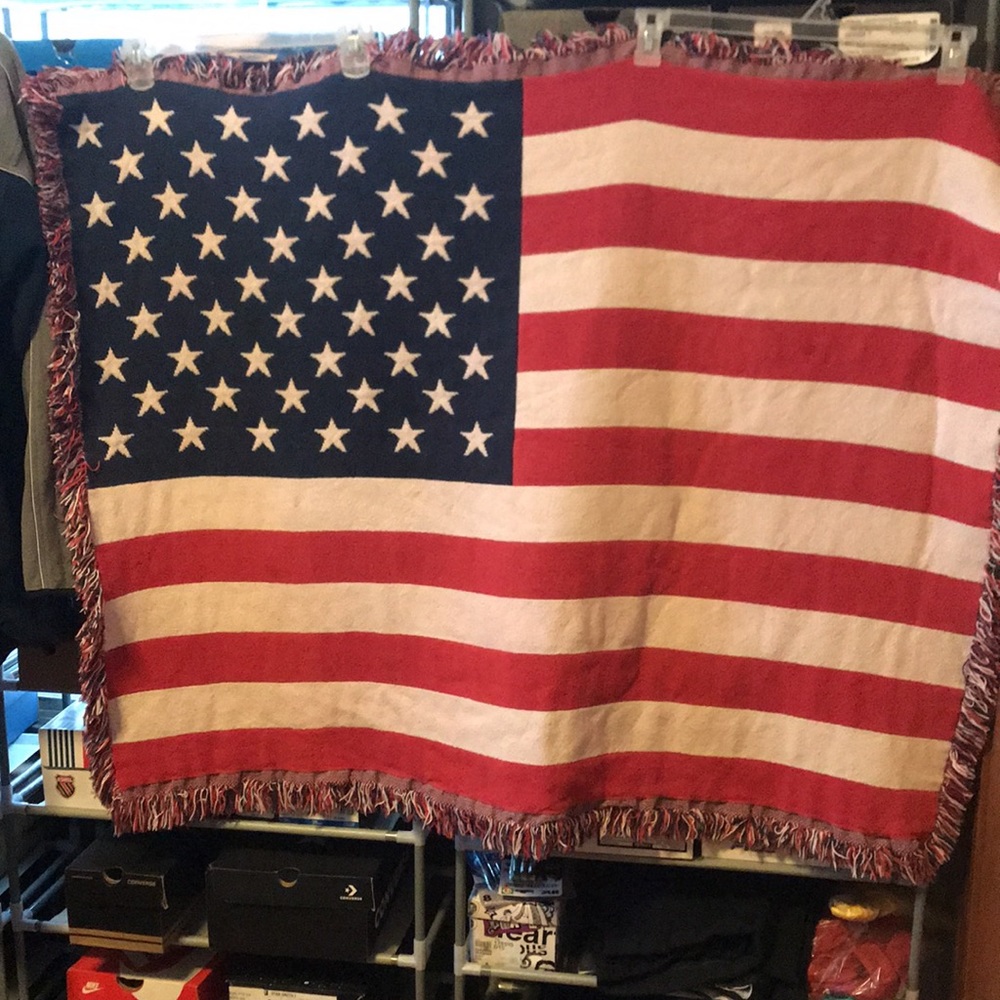 USA FLAG THROW